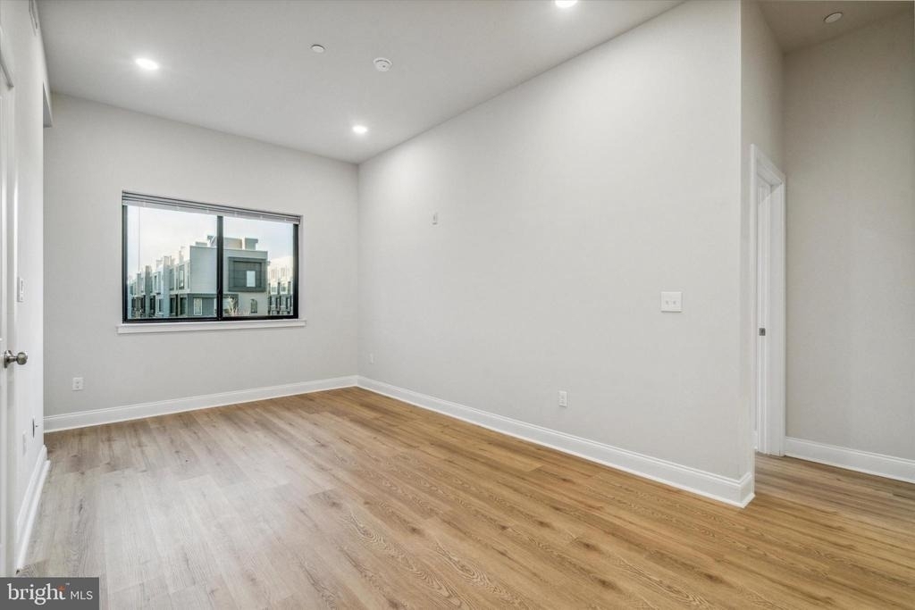 2157 E Lehigh Avenue - Photo 13