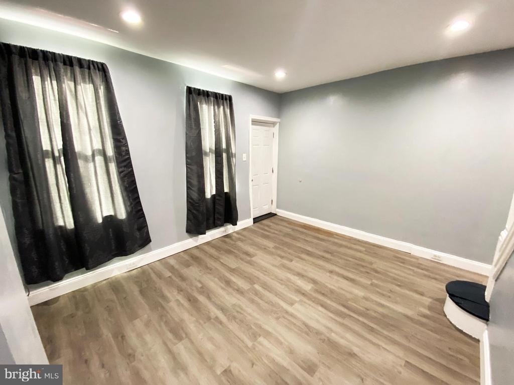 2731 N Hope Street - Photo 18