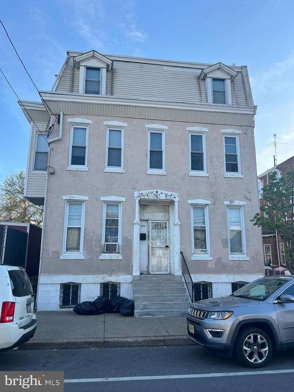2666 Bridge Street - Photo 0
