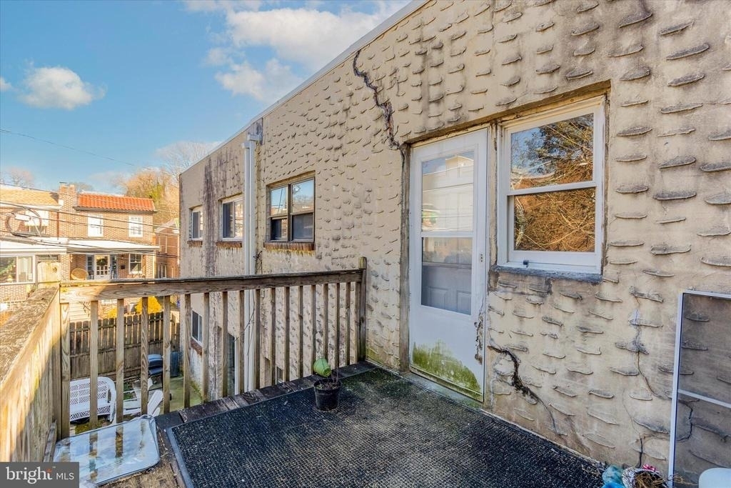 296 Greenough Street - Photo 22