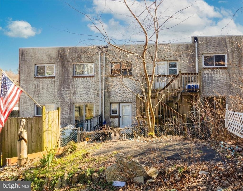 296 Greenough Street - Photo 23