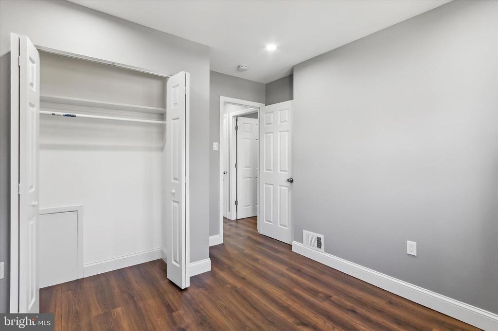 296 Greenough Street - Photo 12