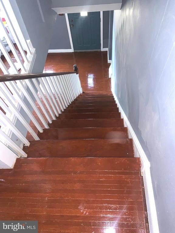 4613 Hartel Avenue - Photo 3