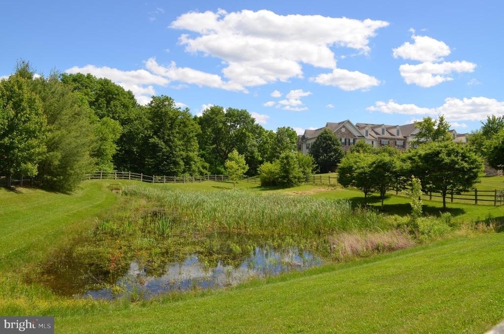403 Ridgeview Court - Photo 17