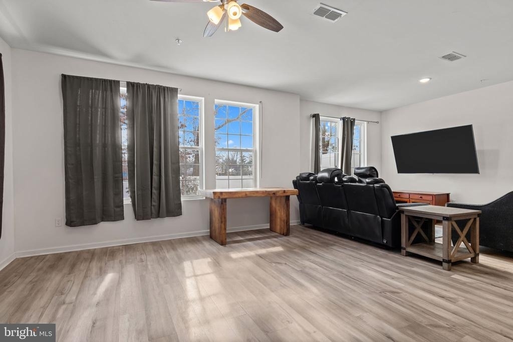 228 Park Ln - Photo 9