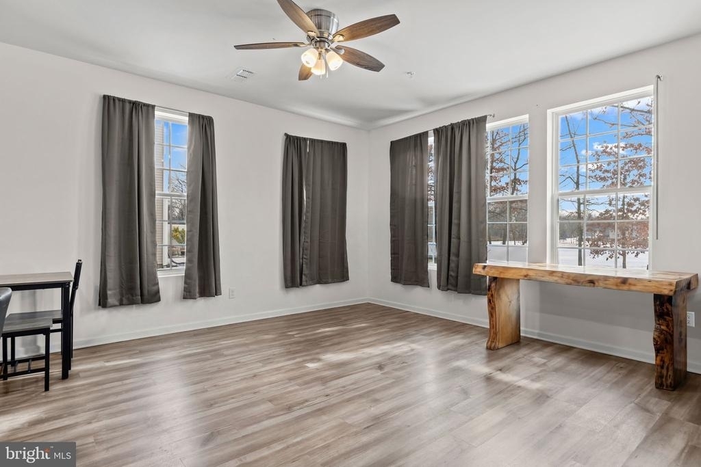 228 Park Ln - Photo 8