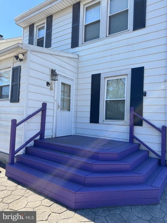 700 Schiller Avenue - Photo 23
