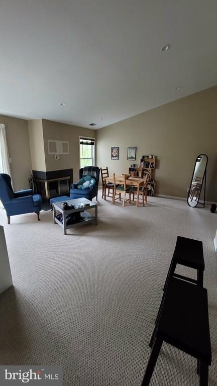 119 Commonwealth Court - Photo 3