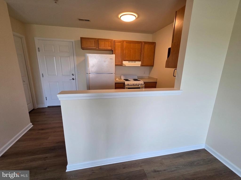 101 Dundee Avenue - Photo 4