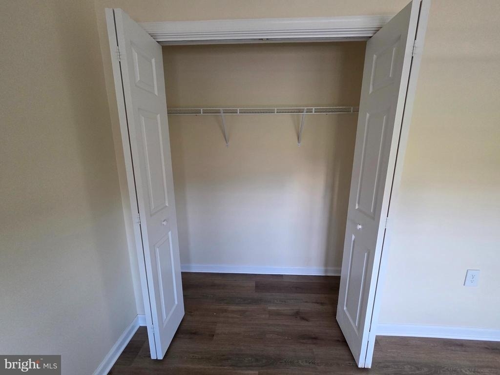 101 Dundee Avenue - Photo 8