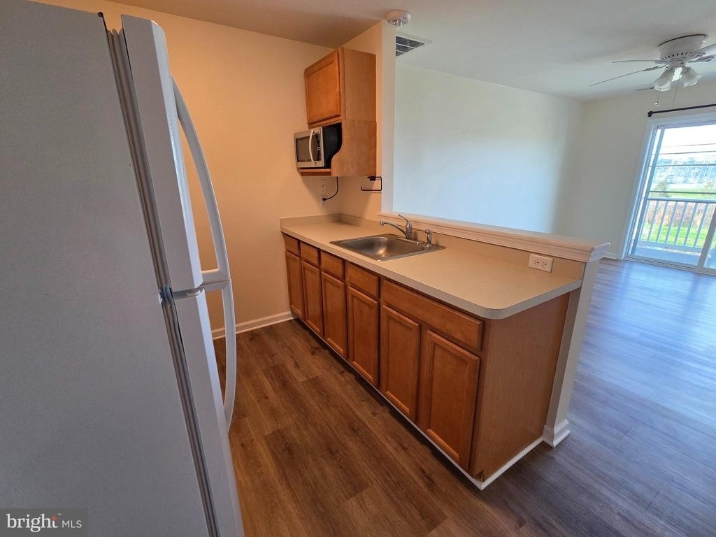 101 Dundee Avenue - Photo 3