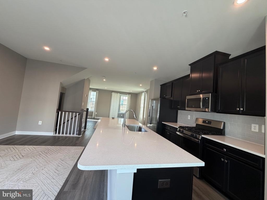 149 Lawndale Drive - Photo 9
