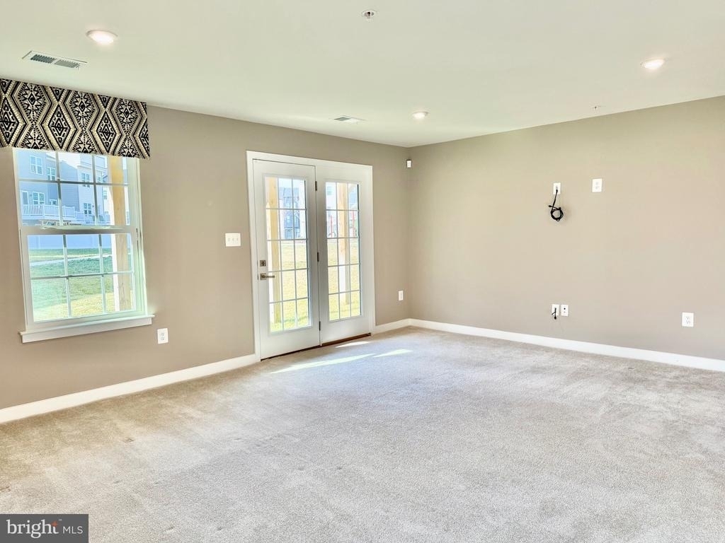 149 Lawndale Drive - Photo 2