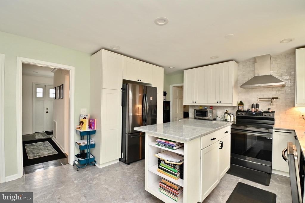 6431 Forest Road - Photo 12