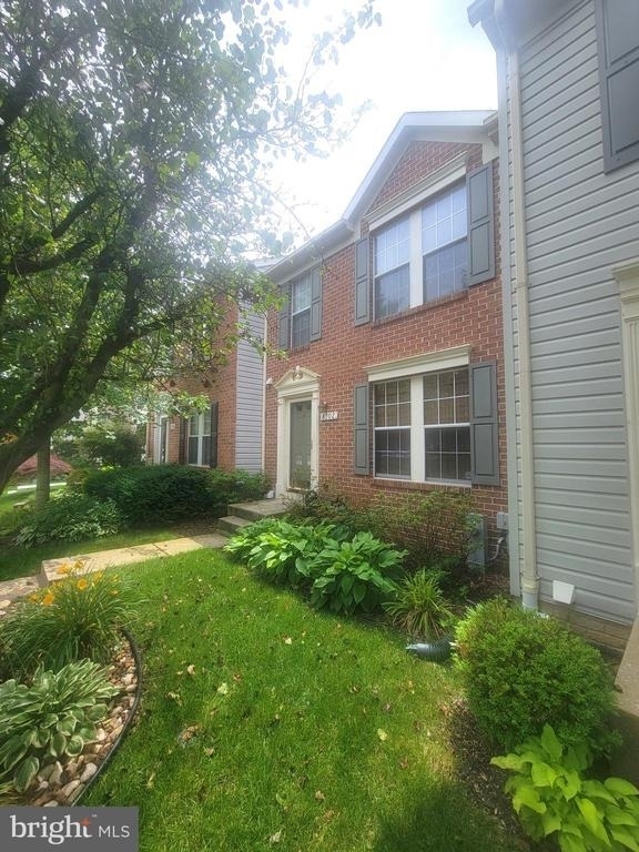 8702 Castlerock Court - Photo 2