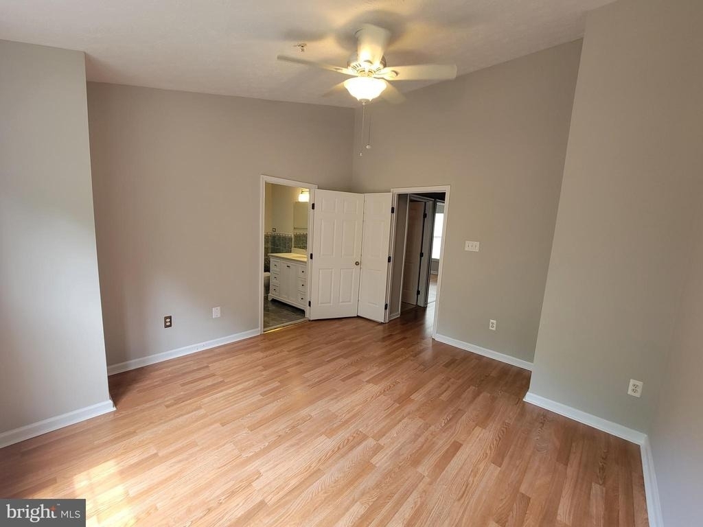 8702 Castlerock Court - Photo 27