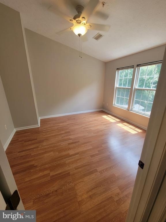 8702 Castlerock Court - Photo 31