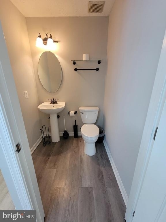 8702 Castlerock Court - Photo 10