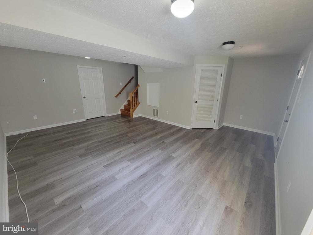 8702 Castlerock Court - Photo 53