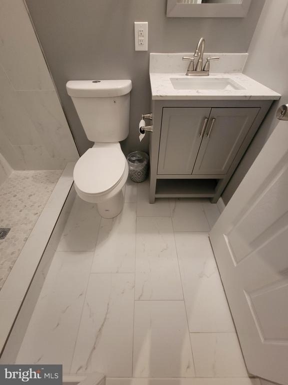 8702 Castlerock Court - Photo 55