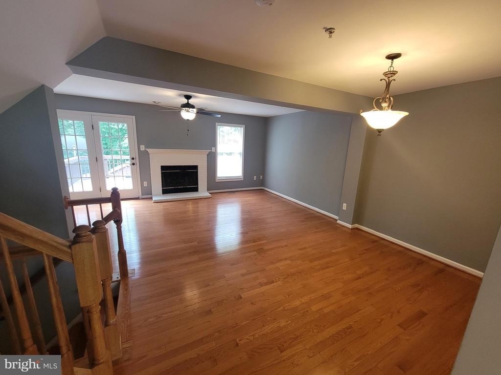 8702 Castlerock Court - Photo 11