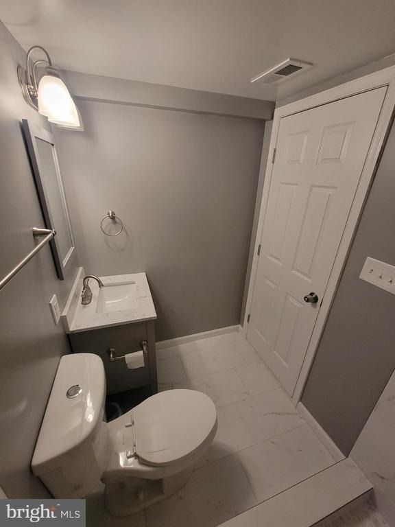 8702 Castlerock Court - Photo 56