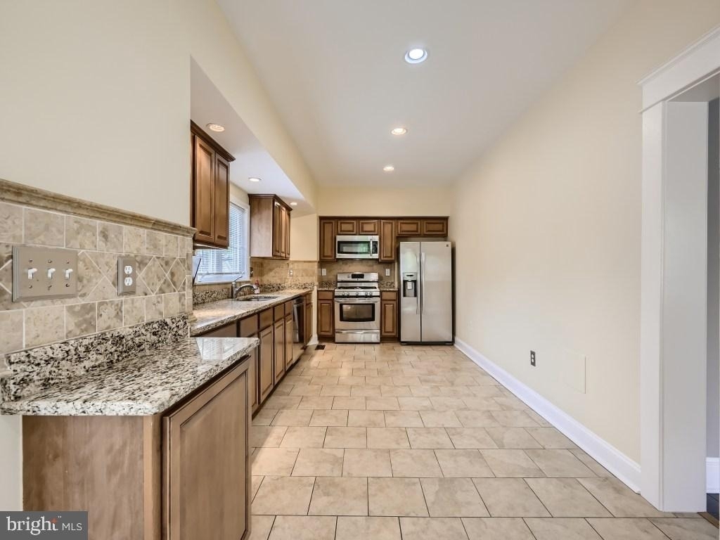 3201 E Joppa Road - Photo 12