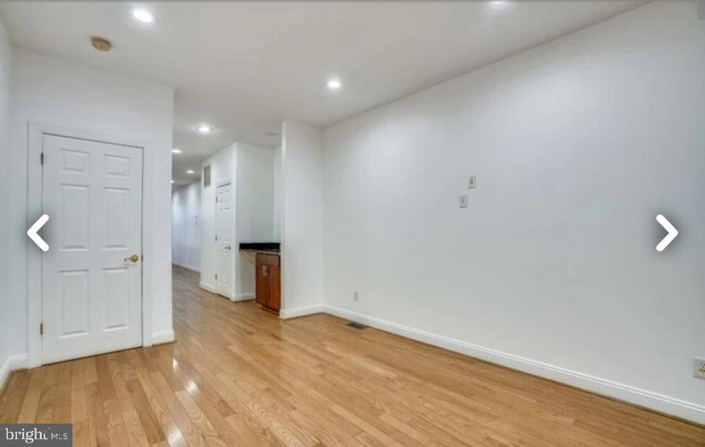 111 E Cross Street - Photo 9
