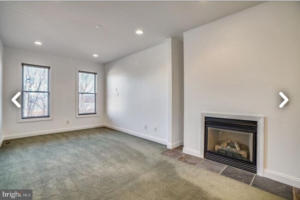 111 E Cross Street - Photo 17