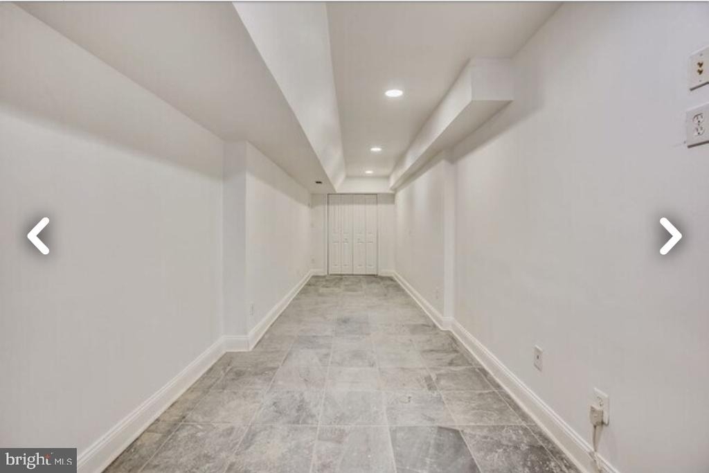 111 E Cross Street - Photo 21
