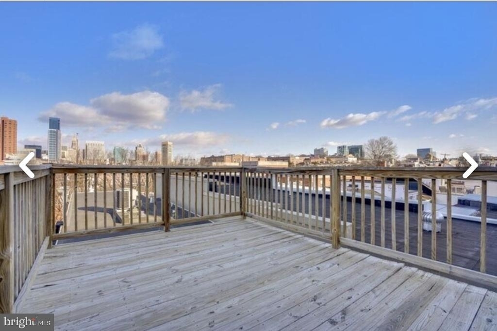 111 E Cross Street - Photo 35