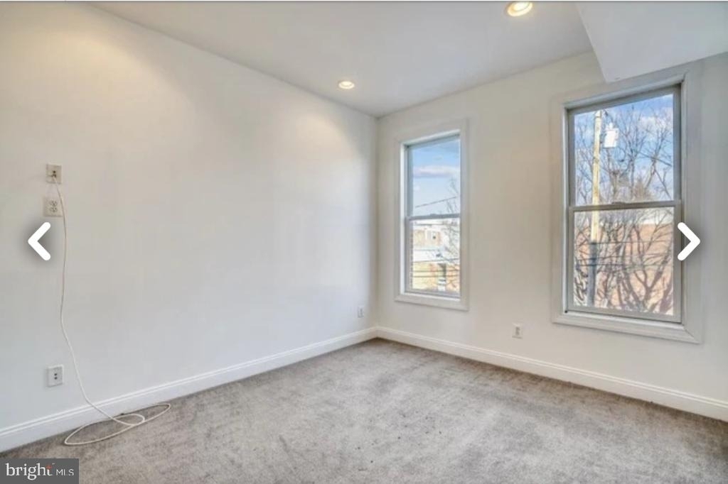 111 E Cross Street - Photo 15