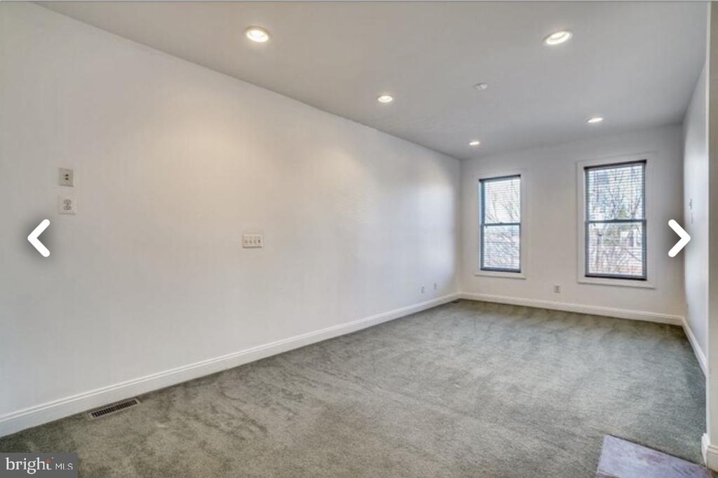 111 E Cross Street - Photo 13