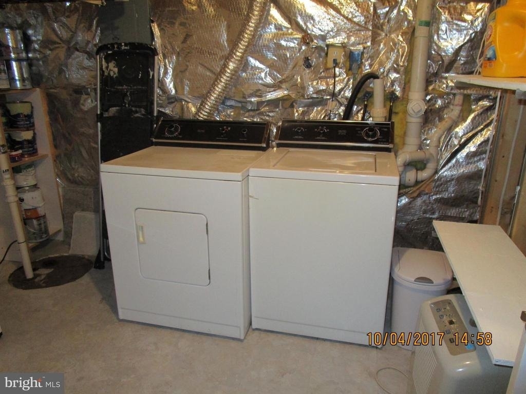 511 Kingdom Court - Photo 10