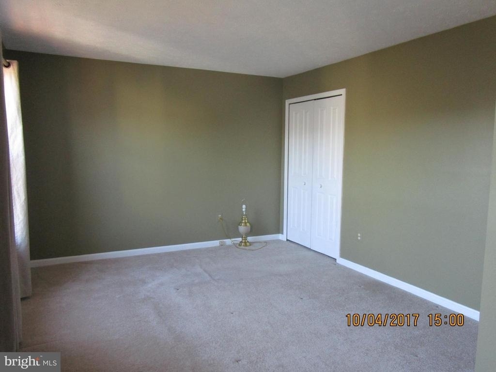 511 Kingdom Court - Photo 11