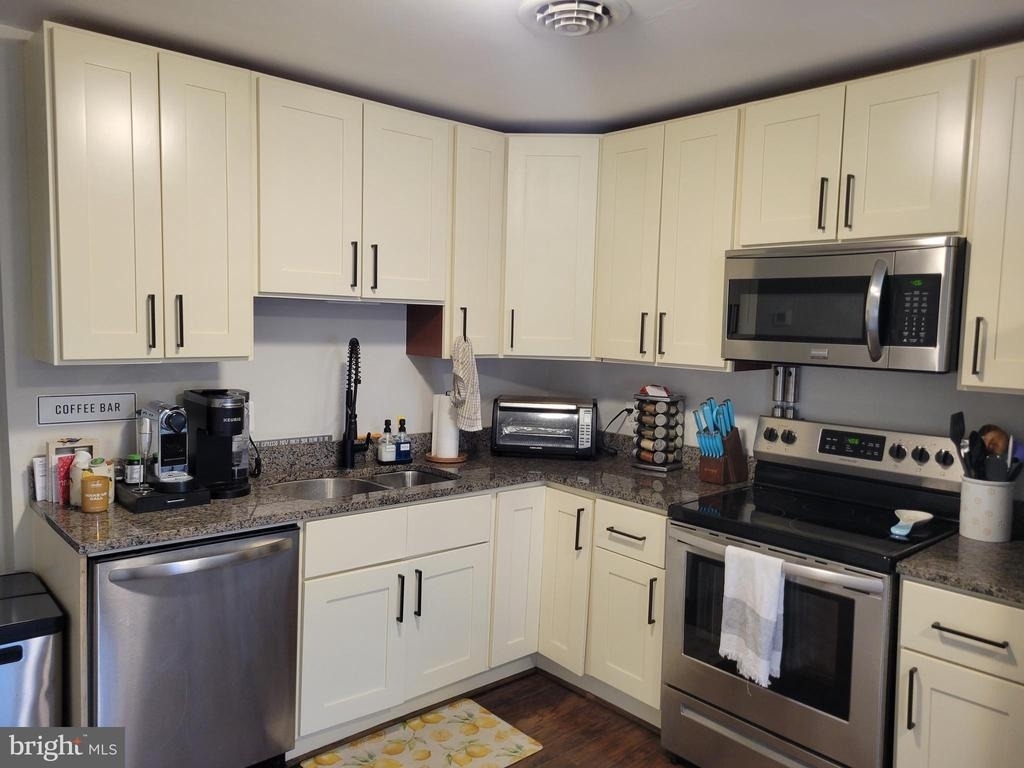 1122 Hilltop Road - Photo 7