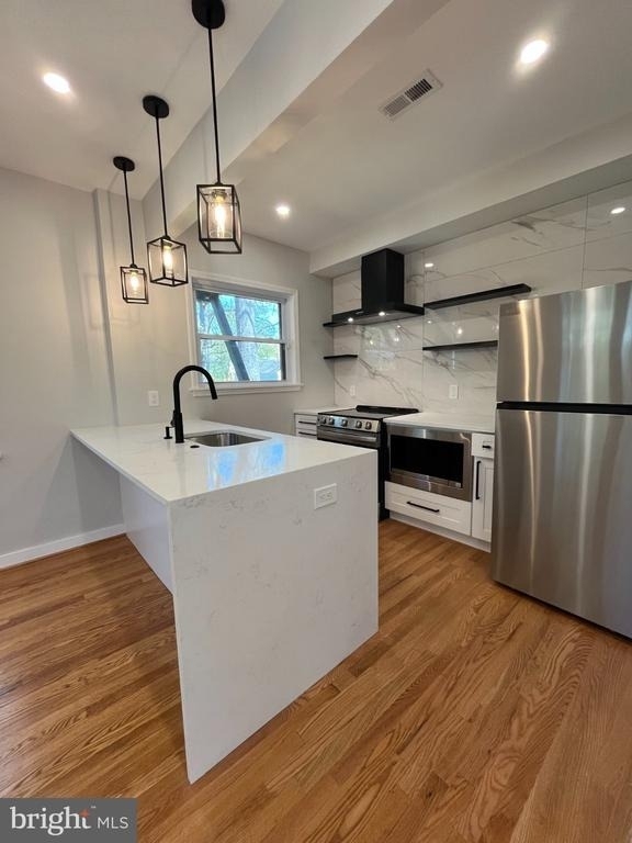 327 Whittier Street Nw - Photo 9