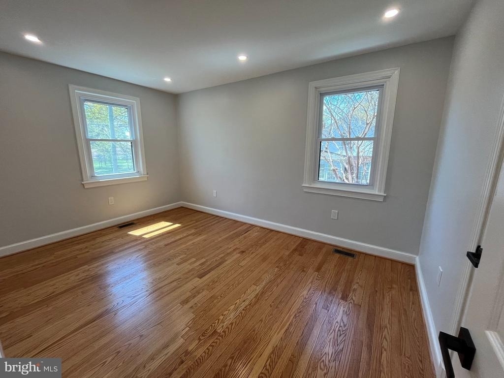 327 Whittier Street Nw - Photo 37