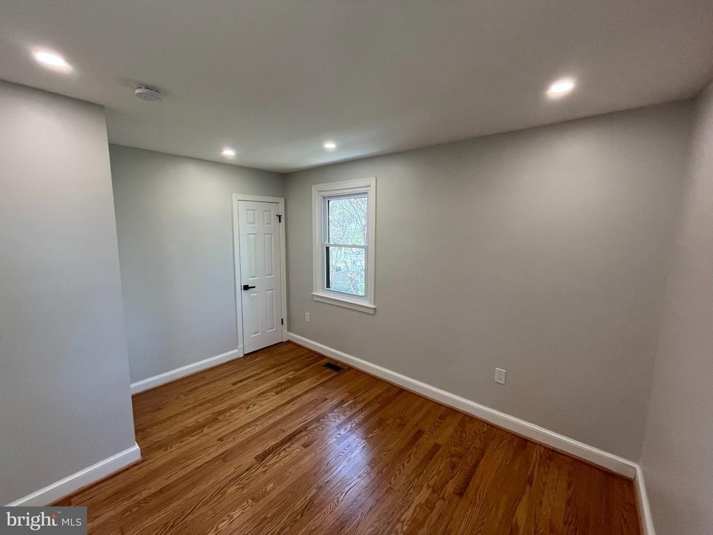 327 Whittier Street Nw - Photo 52