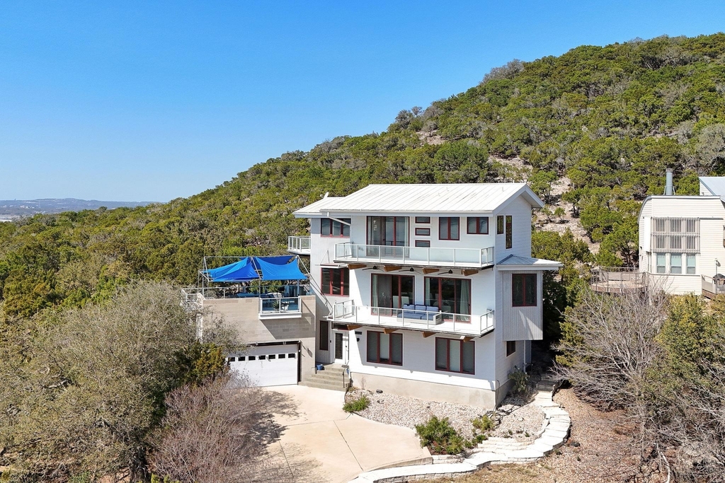 14020 Lakeview Dr - Photo 1