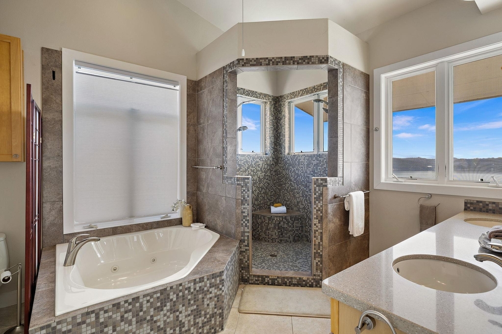 14020 Lakeview Dr - Photo 17