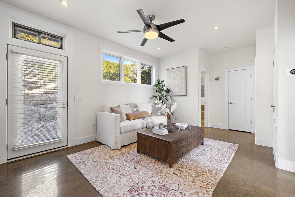 14020 Lakeview Dr - Photo 25
