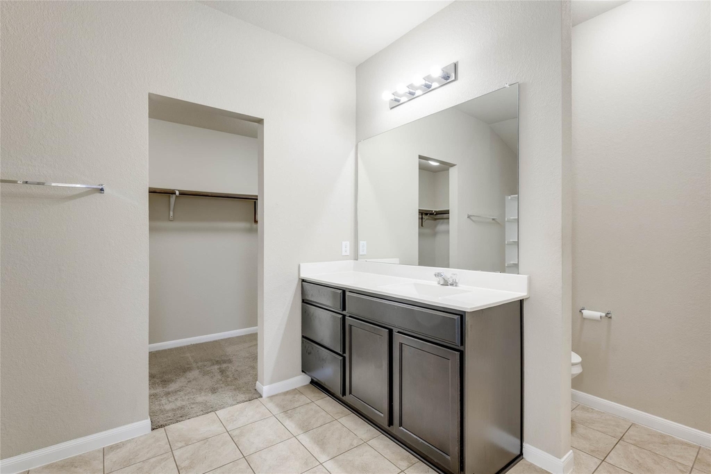 5800 Montrelia Dr - Photo 17