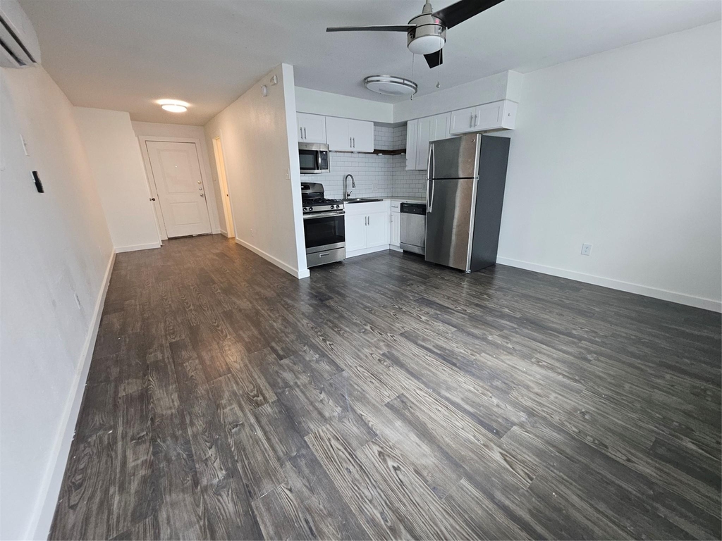 4406 Avenue C - Photo 1