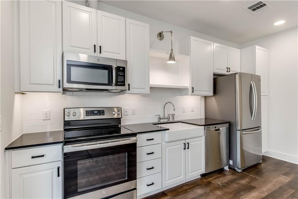 4704 Sunset Trl - Photo 10