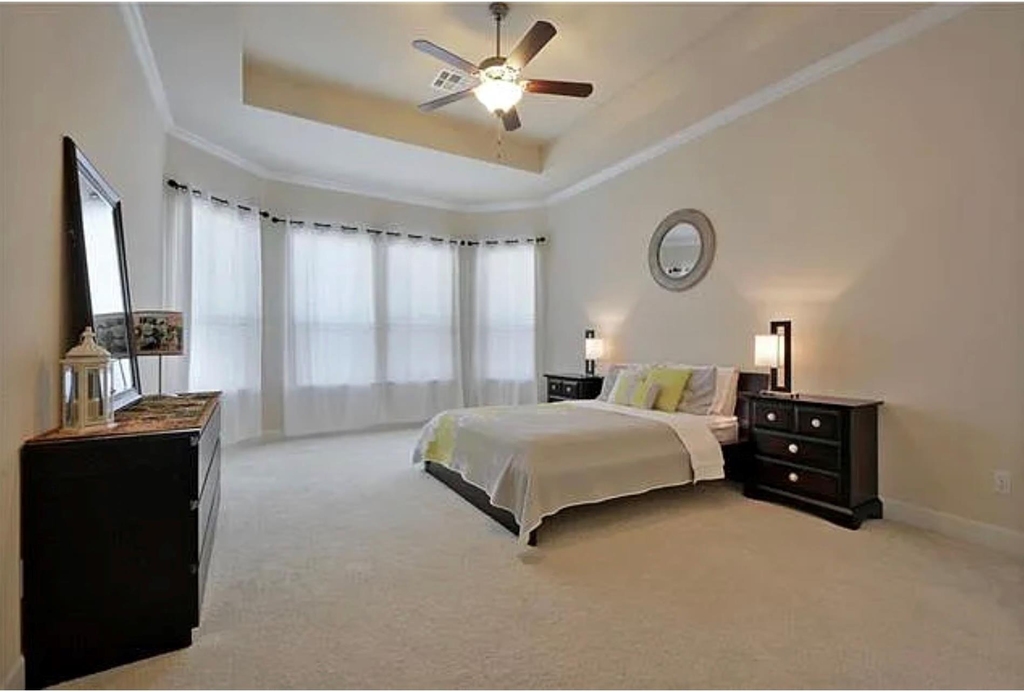 2405 Erica Kaitlin Ln - Photo 5