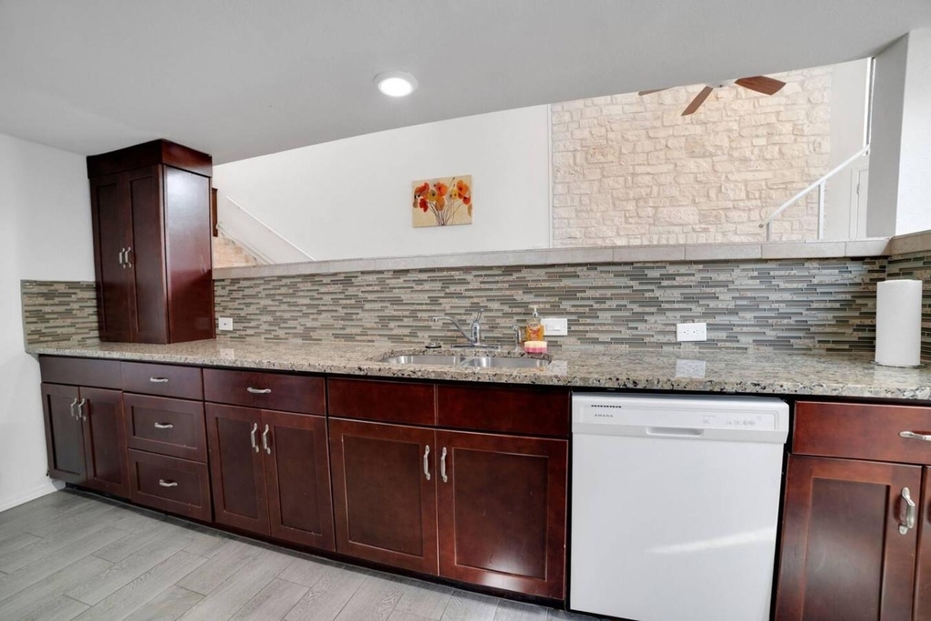 1 Crystal Springs Court Ct - Photo 21