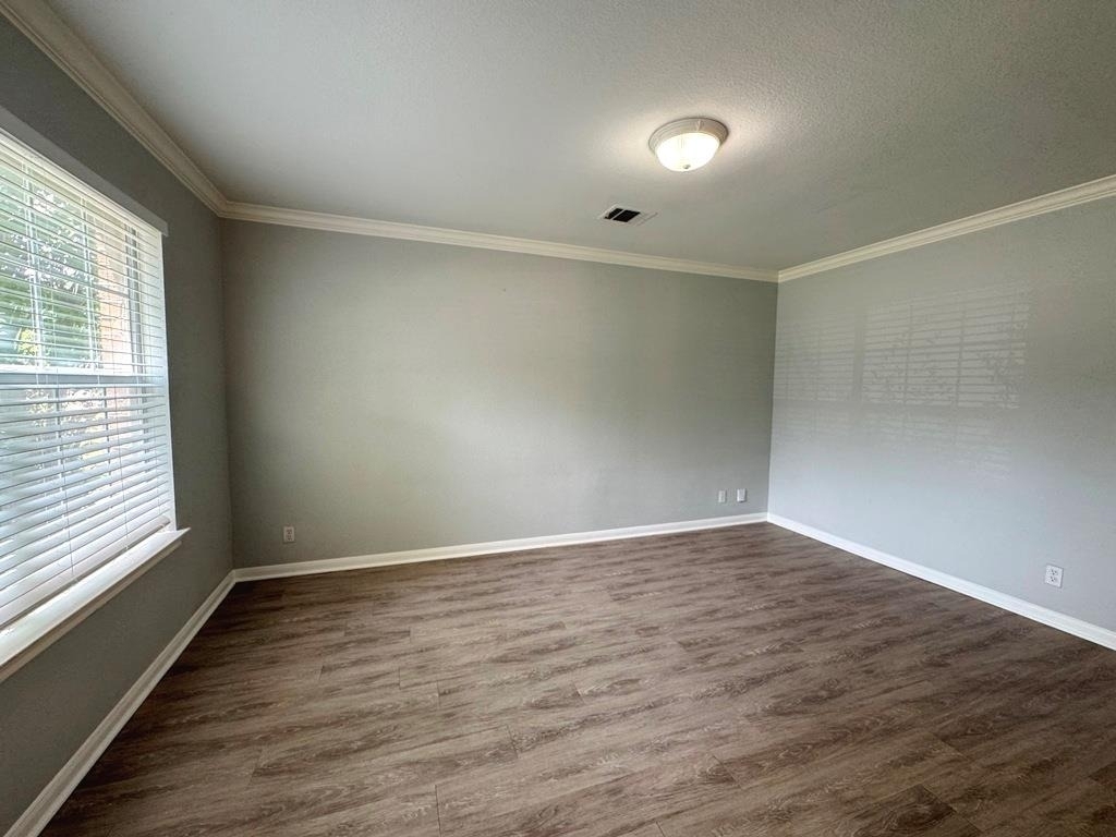 1009 Rutgers Dr - Photo 3