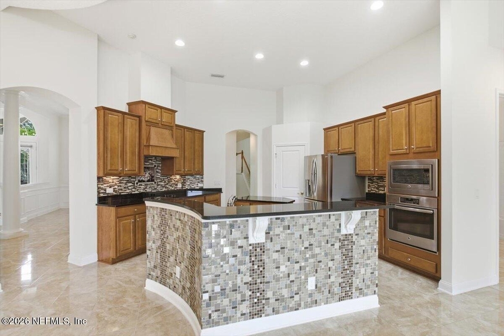 743 E Dorchester Drive - Photo 9