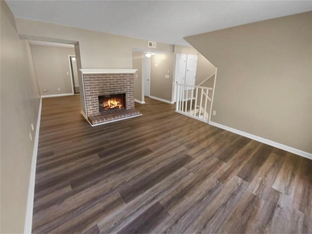 688 Stratford Green - Photo 4